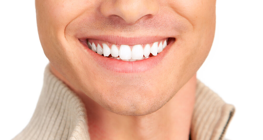 سفیدکردن دندان با خمیردندان