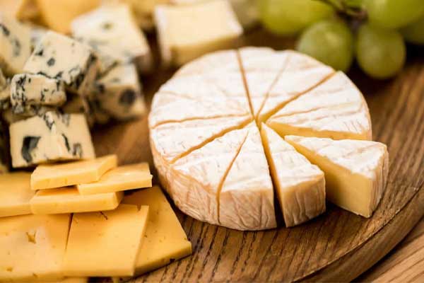 فرق بین بافت پنیر گودا و چدار چیست؟